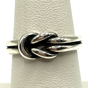 James Avery Ring Lovers Knot Sterling Silver 925 Vintage Size 7.5
